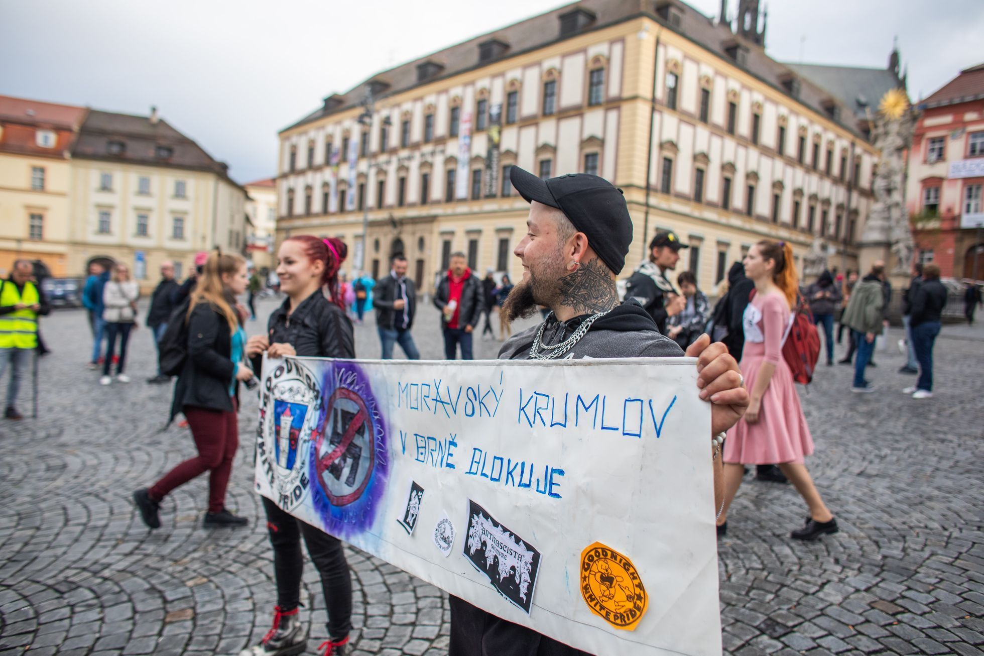 Těžkooděnci policie Brno průvod radikálové