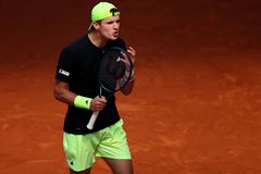 Lojda: Hejty na oblečení? Menšík není Nadal. V Ostravě si Berdych zoufal nad novotami