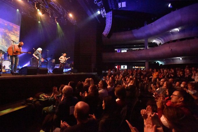 Snímek z nedělního koncertu Druhé trávy.