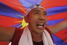 Největší protest Tibeťanů v exilu. Proti olympiádě