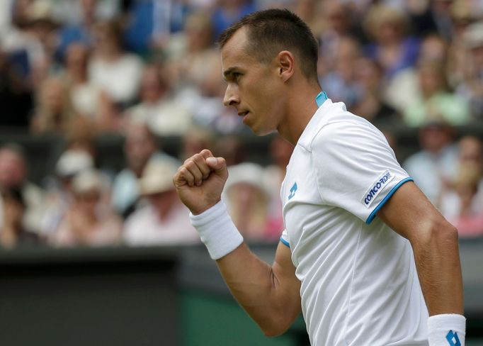 Lukáš Rosol na Wimbledonu 2014 při utkání s Nadalem