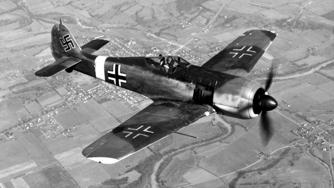 Německá stíhačka Fw-190 Focke Wulf