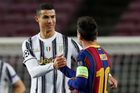 fotbal, Liga mistrů 2020/2021, FC Barcelona v Juventus Turín  Cristiano Ronaldo Lionel Messi