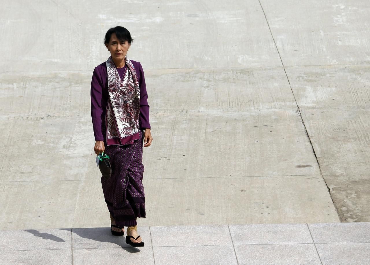 Su Ťij složila přísahu poslankyně barmského parlamentu