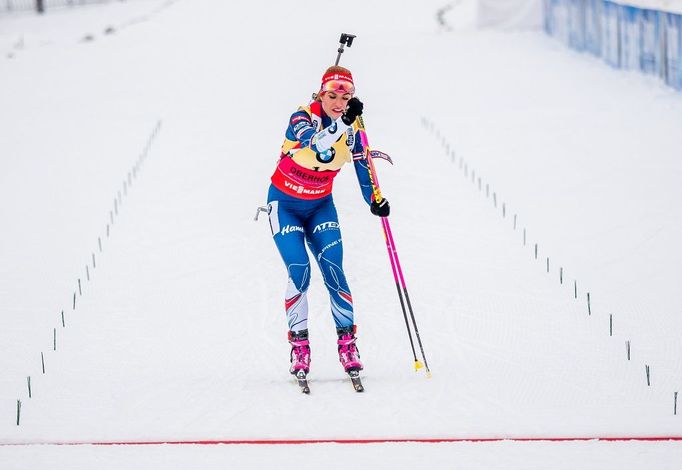 Biatlon, Oberhof, závod s hromadným startem žen (Koukalová)