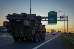 Česko opustil konvoj americké armády. Z cvičení NATO se vrací na základnu v Německu