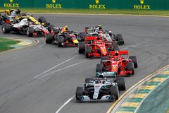 F1 živě: Velká cena Austrálie patřila Vettelovi, Hamiltonovi závěrečný útok nevyšel