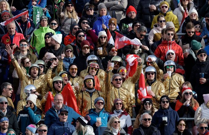 Fanoušci na závodě ve sjezdu mužů na MS v Saalbachu 2025