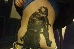 Velmi solidní tetování