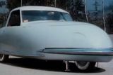 Podle inženýrů z roku 1948 měl mít futuristický automobil pouze jedno přední kolo a výsuvné nohy na výměnu pneumatik.