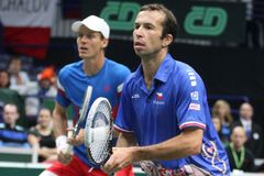 Zápas šel do háje. Tak Navrátil poradil returny po čáře