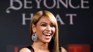 2. Beyoncé Knowles: Zpěvačka, herečka, módní návrhářka a producentka. Začínala se skupinou Destiny´s Child. Za podpory společností jako Nintendo či L´Oreal a díky expandující módní značce House of Dereon rozšiřuje nyní své hudebně-obchodní impérium sama. Se svým manželem, hiphopovým mogulem Jay-Z, tvoří jeden z nejlépe vydělávajících párů v Hollywoodu.