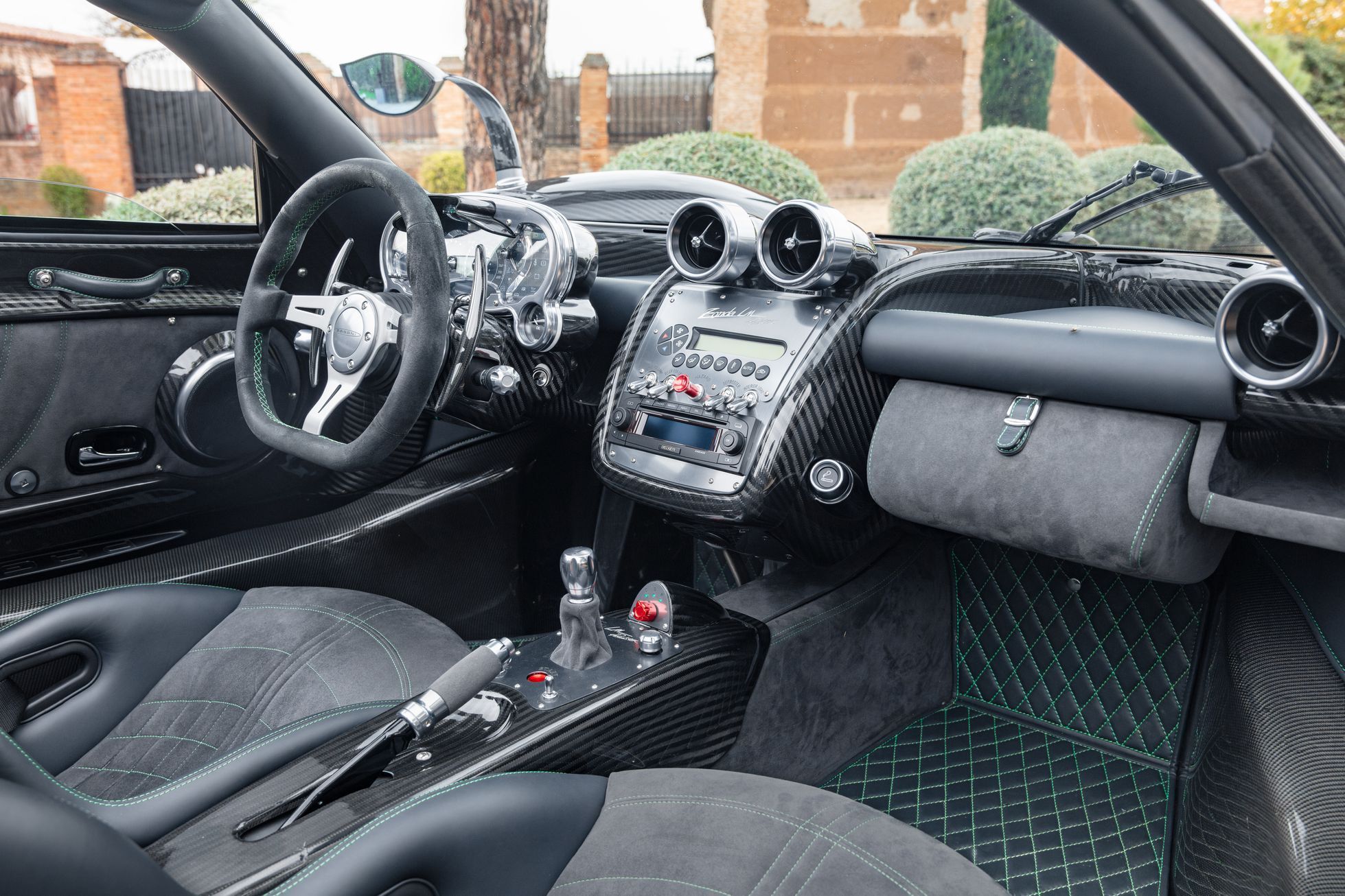 Pagani Zonda LM Roadster