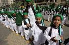 Škola hrůzy v Karáčí. Ve sklepě hladověli svázaní žáci