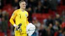 Jordan Pickford v zápase kvalifikace ME 2020 Anglie - Česko.