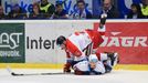 2. čtvrtfinále play-off 2018, Plzeň - Olomouc: Marek Laš (v bílém)