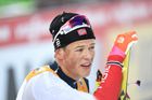 Klaebo porazil Usťugova ve finiši a dál vede Tour de Ski