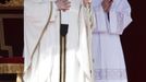 Pope Francis takes part in his inaugural mass in Saint Peter's Square at the Vatican, March 19, 2013. Pope Francis celebrates his inaugural mass on Tuesday among political and religious leaders from around the world and amid a wave of hope for a renewal of the scandal-plagued Roman Catholic Church. REUTERS/Alessandro Bianchi (VATICAN - Tags: RELIGION POLITICS) Published: Bře. 19, 2013, 9:38 dop.