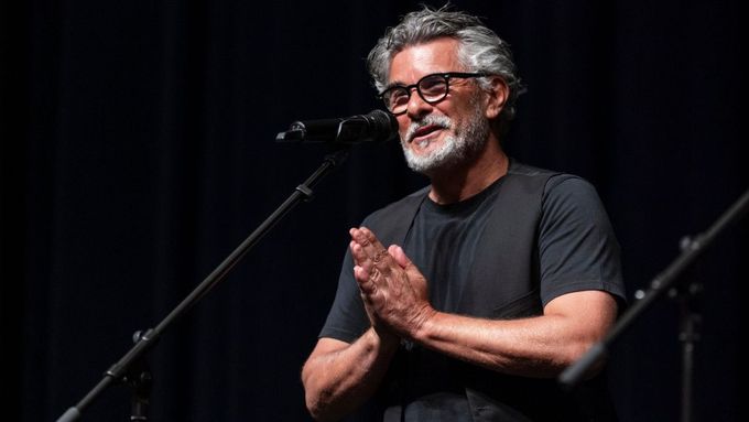 Italský režisér a scenárista Paolo Genovese svoji novou romantickou komedii Bláznivě letos představil na MFF v Karlových Varech.