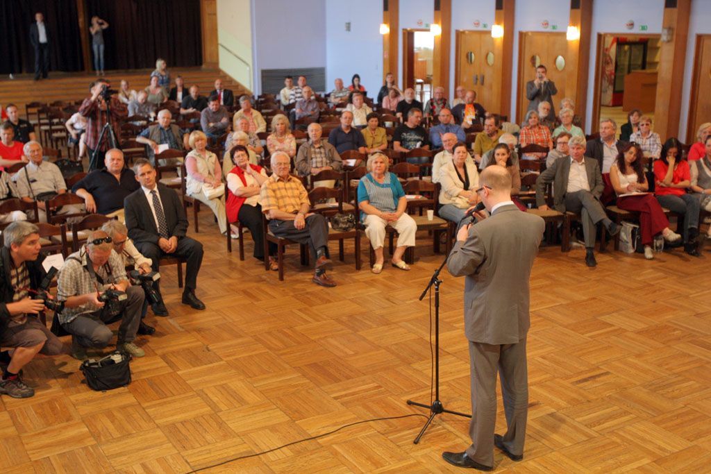 Jiří Dienstbier a Jan Švejnar v Ústí nad Labem