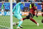Slovensko - Belgie 1:0. Slováky zachránil VAR, soupeř pálí neskutečné šance