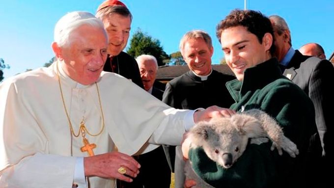 Papež a tisíce mladých křesťanů se scházejí v Austrálii