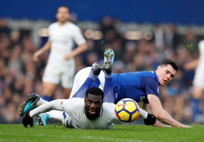 Tiemoue Bakayoko a Michael Keane