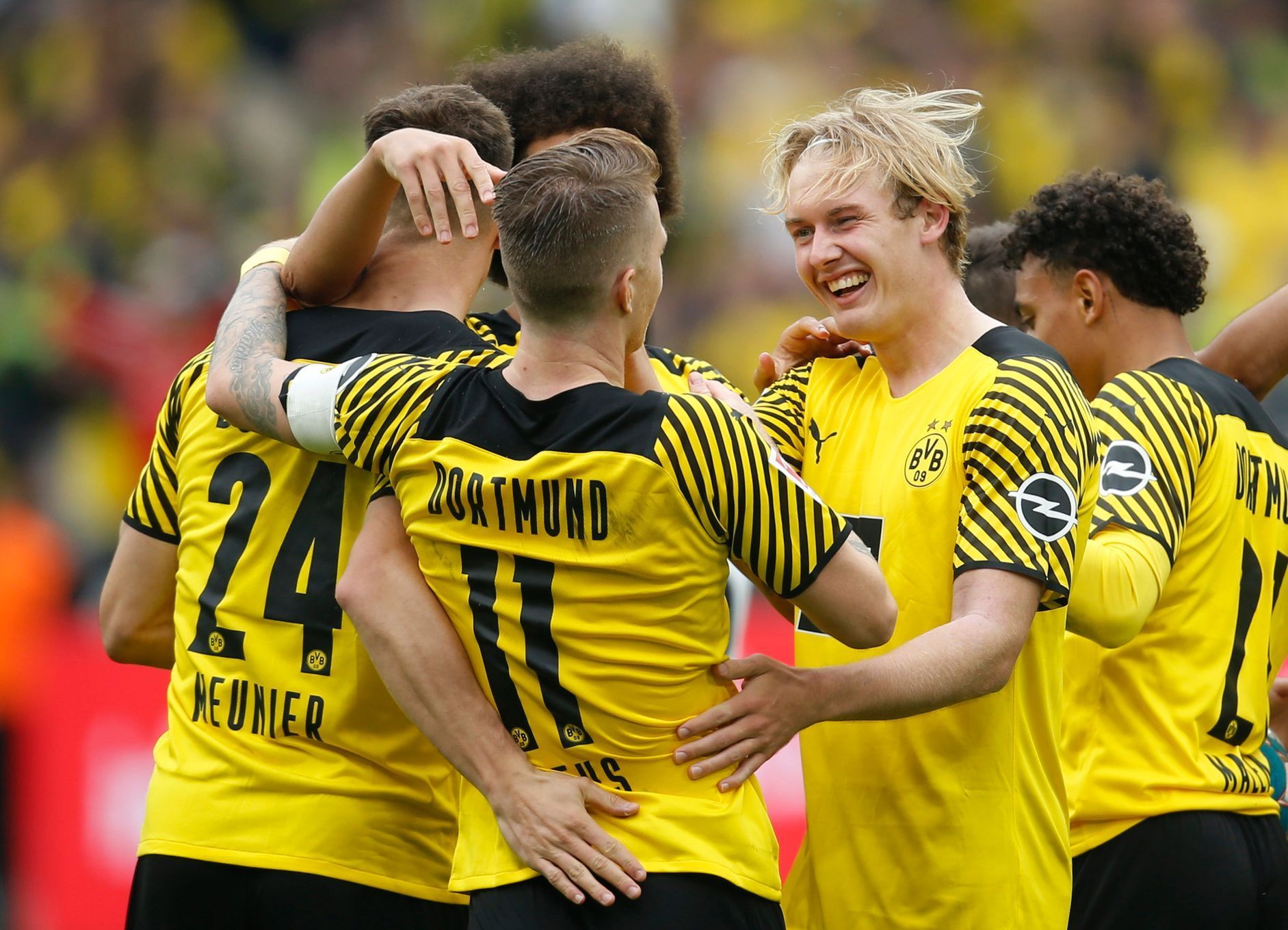Borussia Dortmund slaví branku v bundeslize