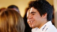 Jediným nováčkem tak zatím zůstává 18letý Lance Stroll za volantem Williamsu. Synovi miliardáře ale to kokpitu slavné stáje nepomohly jen tatínkovy peníze, může se pyšnit titulem letošního evropského šampiona Formule 3.