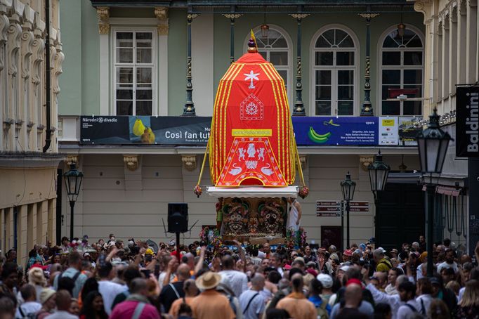 Indický festival vozů Rathayatra hnutí Hare Krišna.