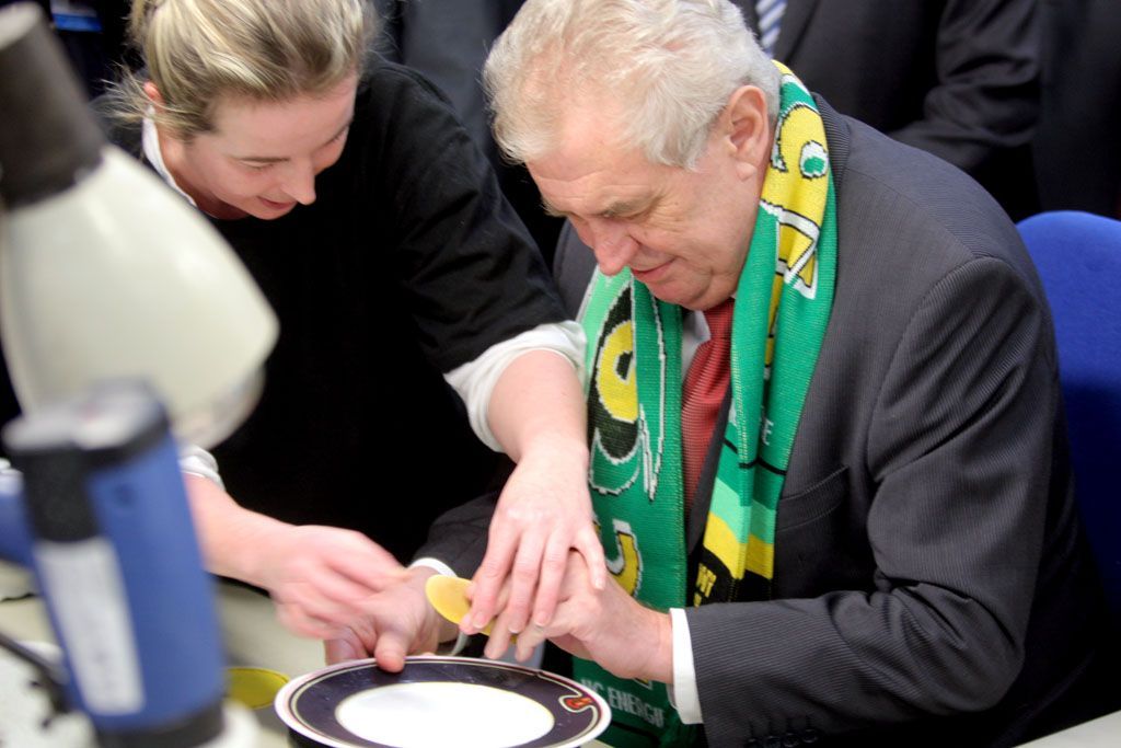 Zeman na návštěvě Karlovarského kraje