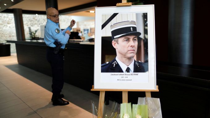 Tryzna za četníka, který se stal obětí teroristického útoku ve Francii