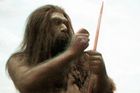 Klon neandertálce by stál 30 milionů. Risknou to vědci?
