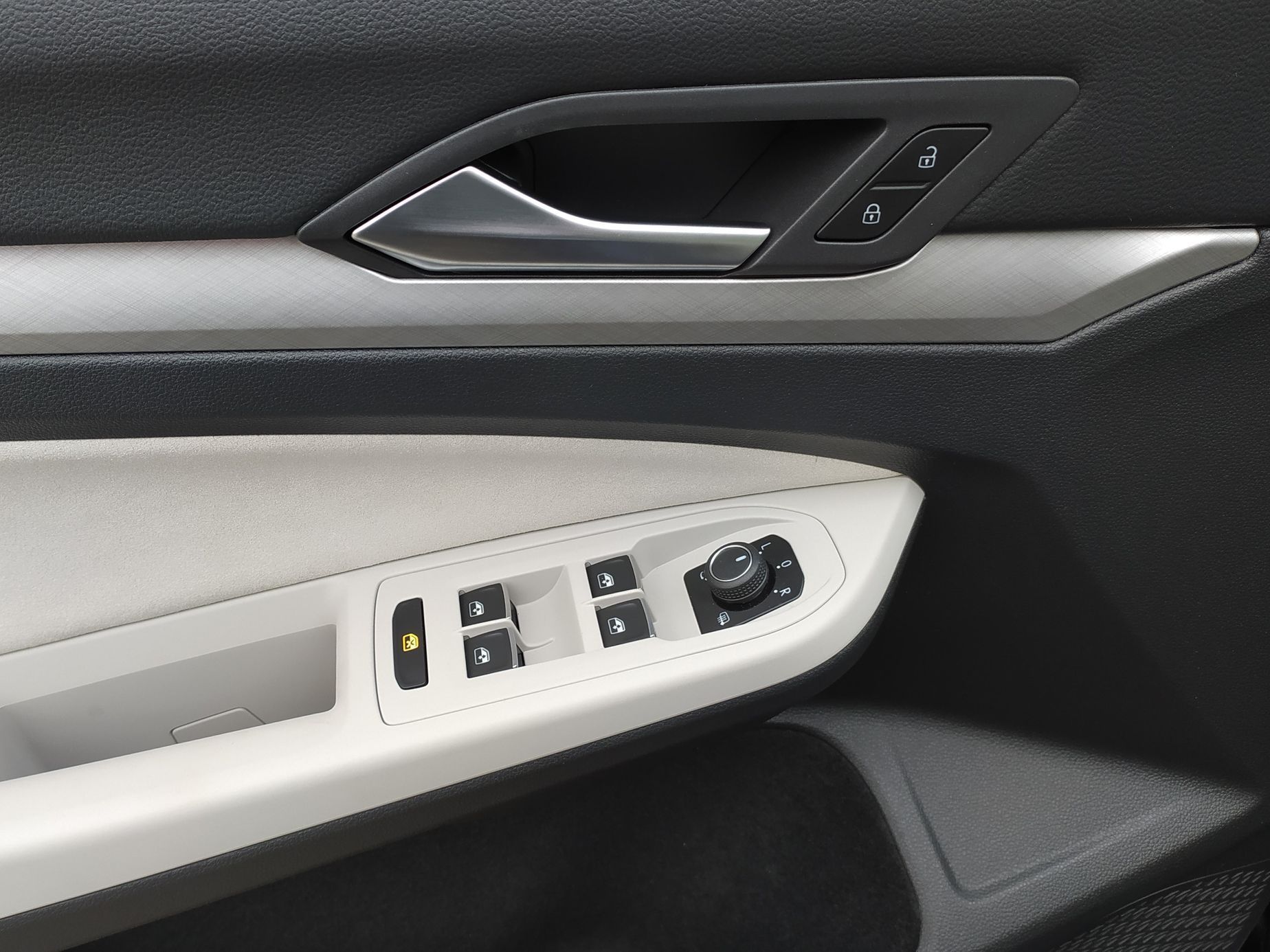 Volkswagen Golf 1.0 eTSI (2022)