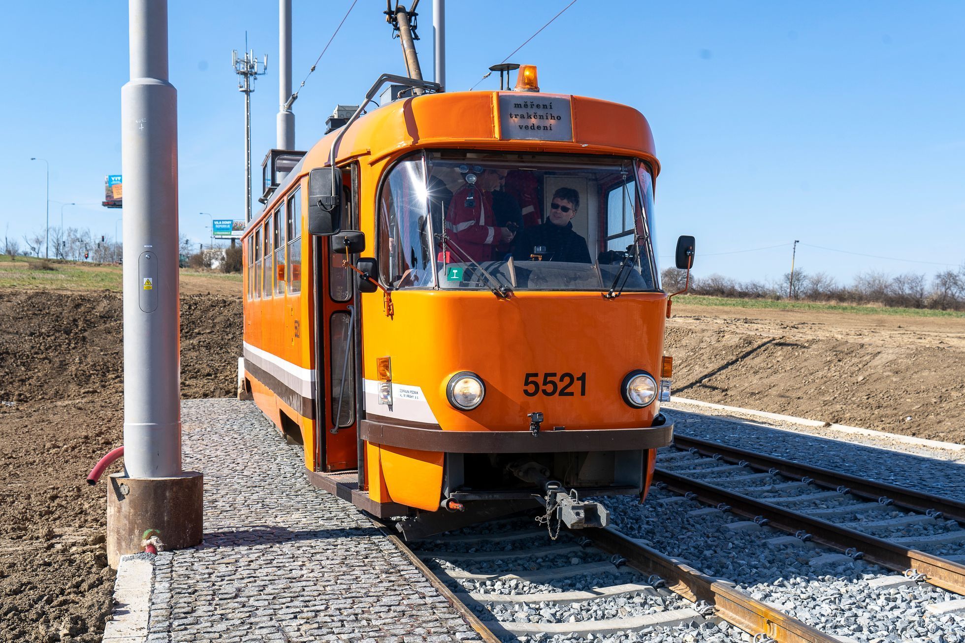 Holyně, tram