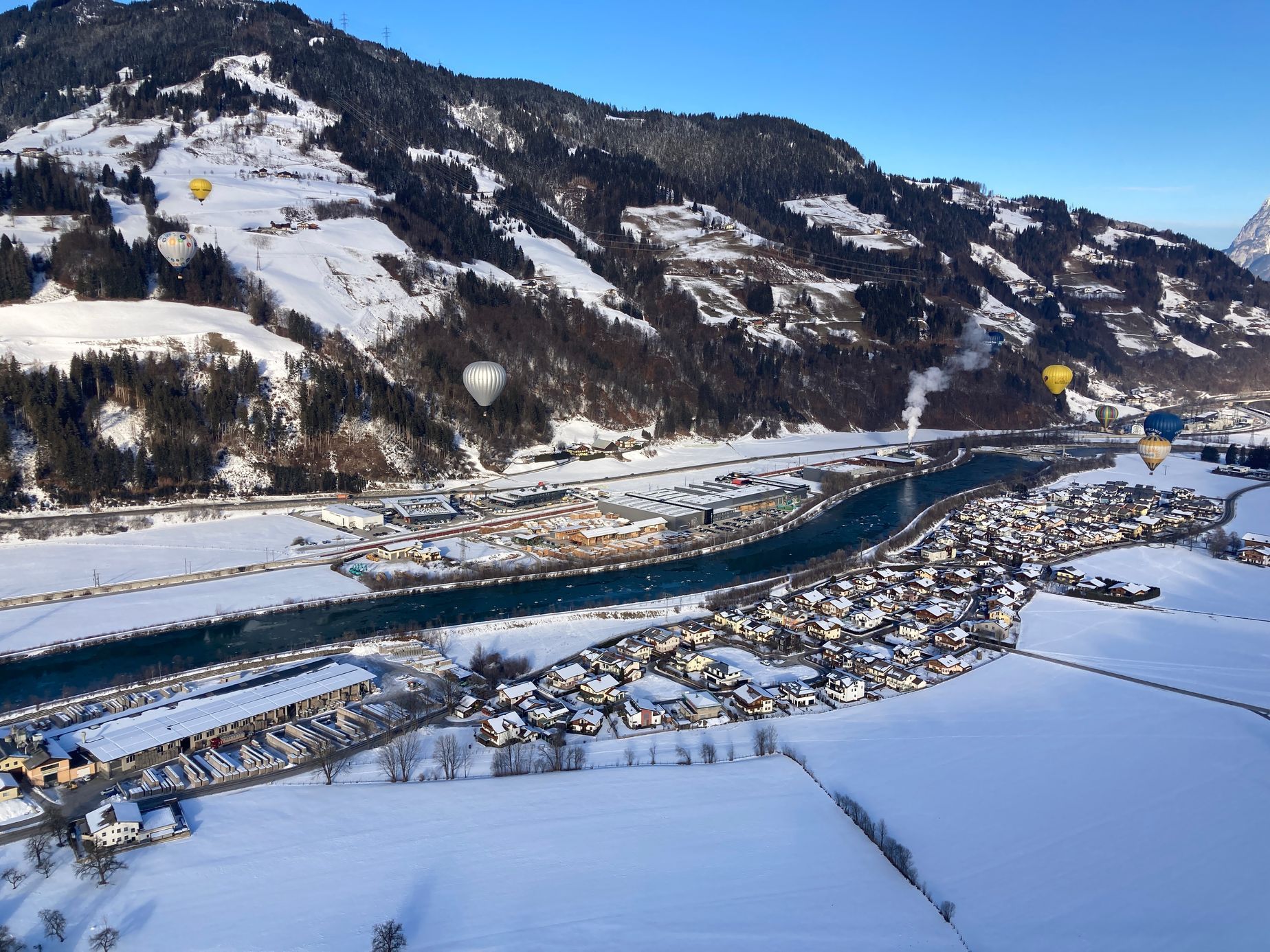 Zimní balonová fiesta Filzmoos