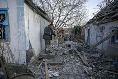 Bez vody a vzdělání. Češi na Ukrajině pomáhají dlouho, mobilizují na uprchlickou vlnu