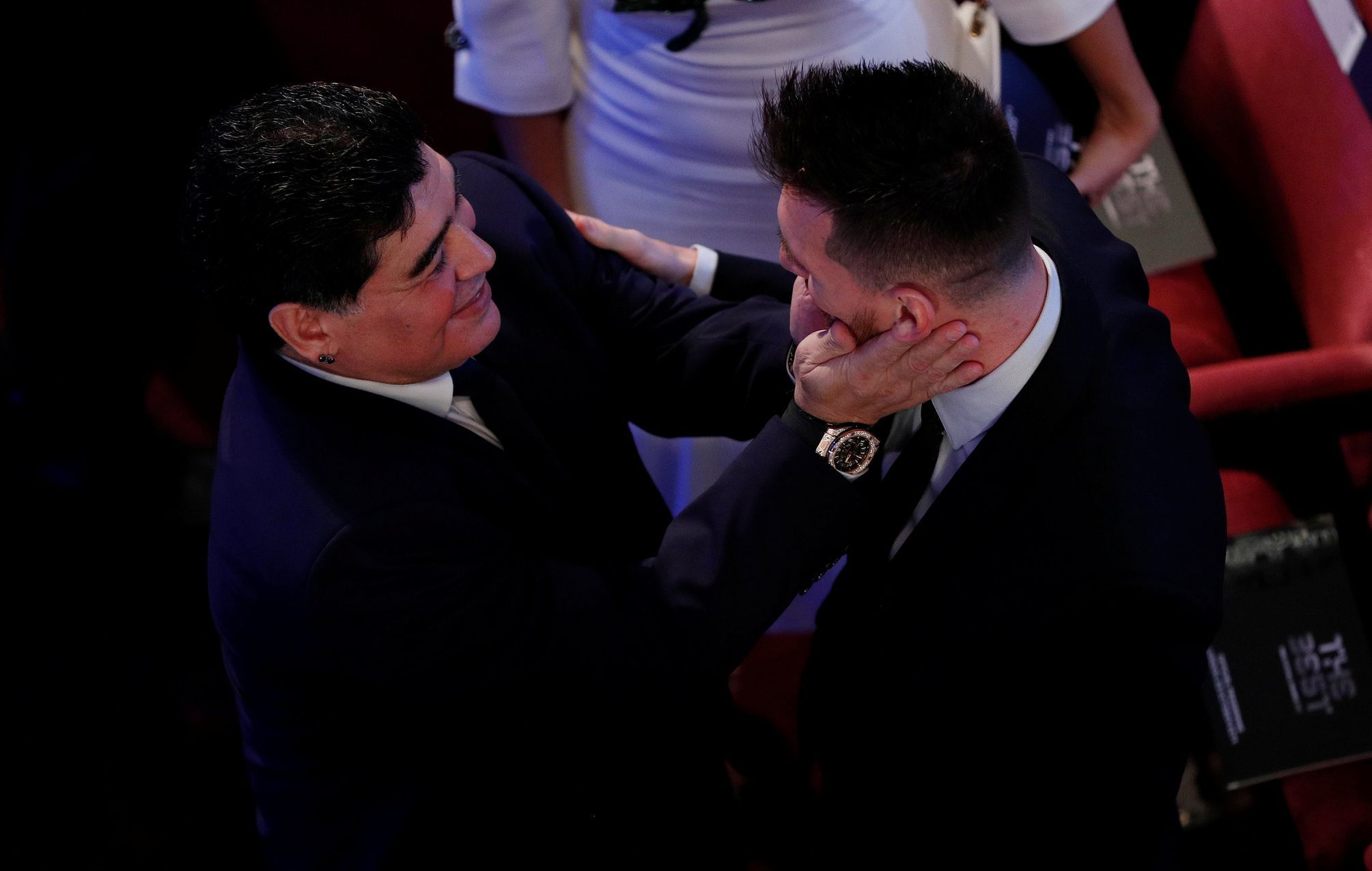 Diego Maradona a Lionel Messi