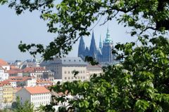 Luxusní hotel Kempinski v Praze otevře až v říjnu