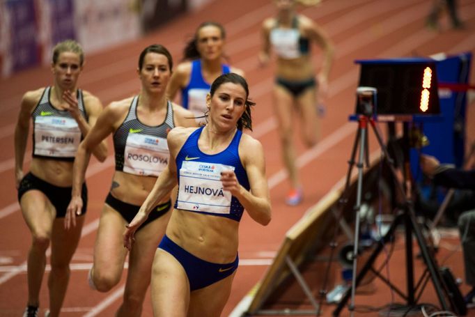 Czech Indoor Gala 2017: 400 m - Zuzana Hejnová, Denisa Rosolová a Sara Slott Petersenová