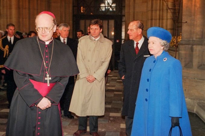 Britská královna Alžběta II. během návštěvy Prahy v roce 1996.