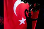 Ankara dala po převratu zatknout tureckého soudce tribunálu OSN, ignoruje jeho diplomatickou imunitu
