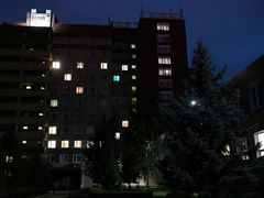 Pohled na nemocnici v Omsku, v níž se nachází Alexej Navalnyj.