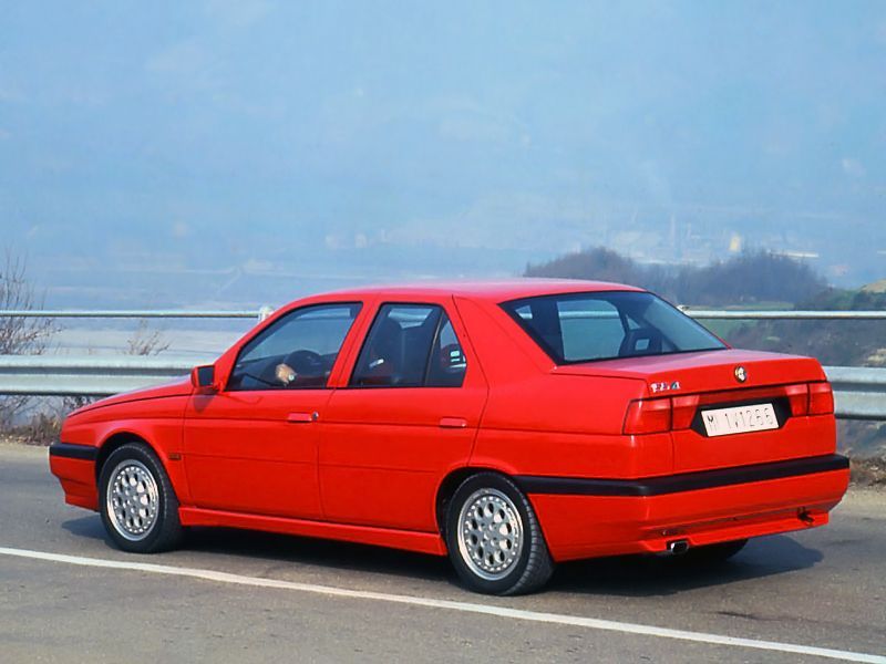 Alfa Romeo 155