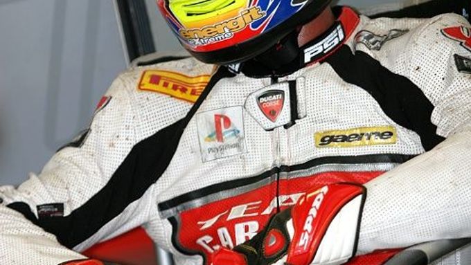 Jakub Smrž ve stáji Team Caracchi Ducati SC