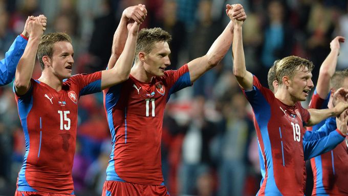 Čeští fotbalisté se na Euru 2016 mohou těšit na silné soupeře.