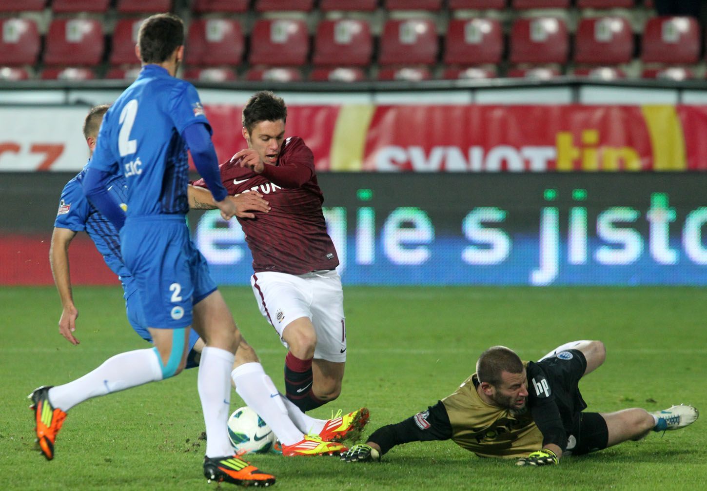 Fotbalisté Sparty Praha v utkání 12. kola Gambrinus ligy 2012/13 proti Liberci.