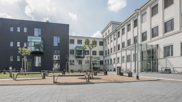 Lékařská fakulta v Ostravě nebude moci přijímat nové studenty, rozhodl úřad