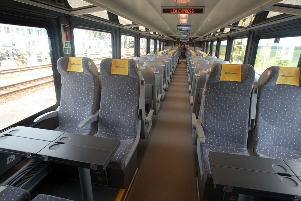 Leo Expres pokřtěn