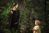 Zloba - Královna černé magie. Angelina Jolie s dcerou Vivienne.